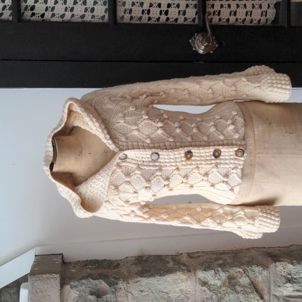 Catherine Malandrino Ivory handmade cardigan Hoody